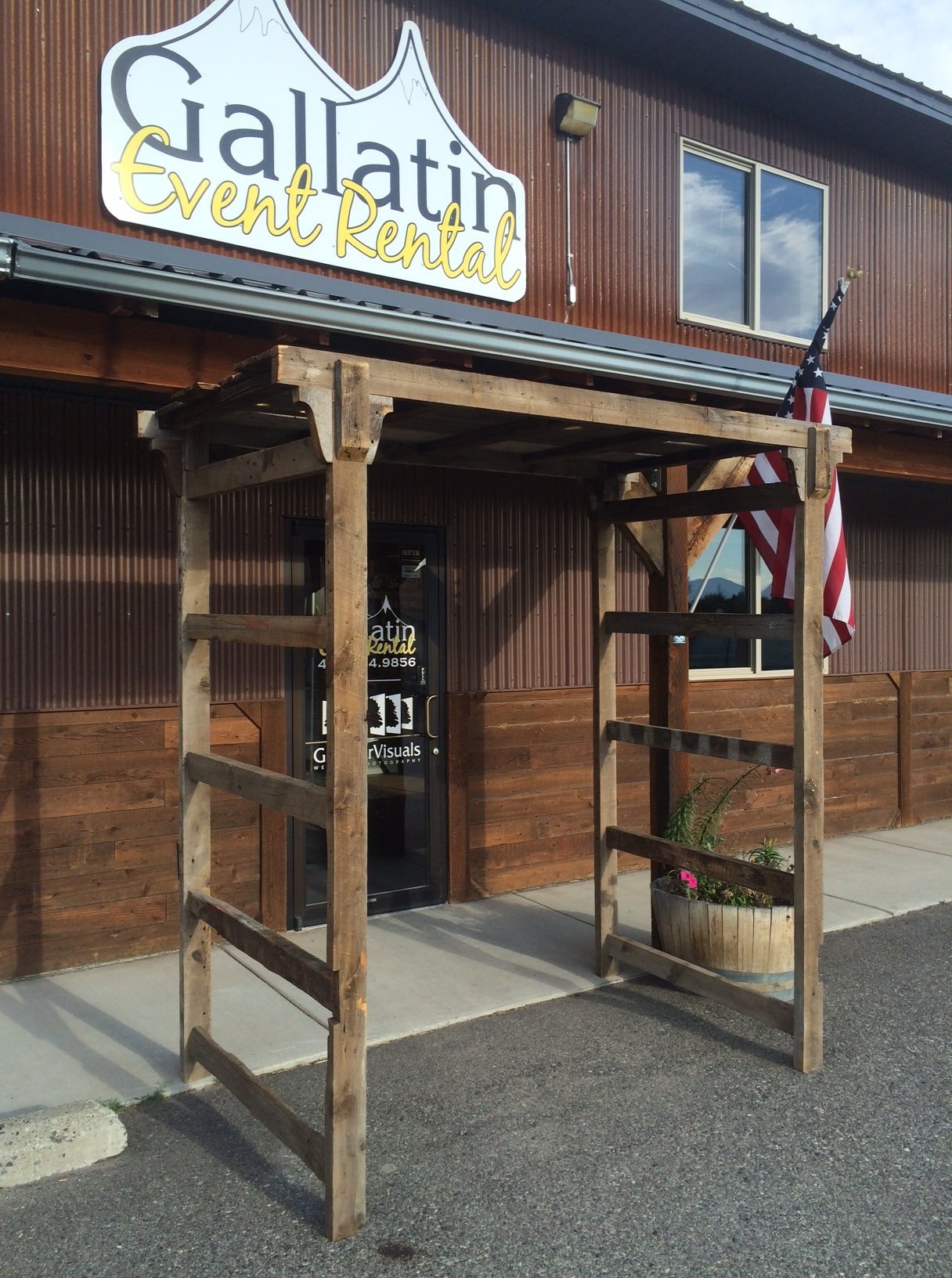 Barnwood Wedding Arch GALLATIN EVENT RENTAL